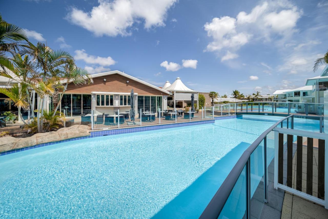 Oaks Port Stephens Pacific Blue Resort サラマンダー・ベイ エクステリア 写真