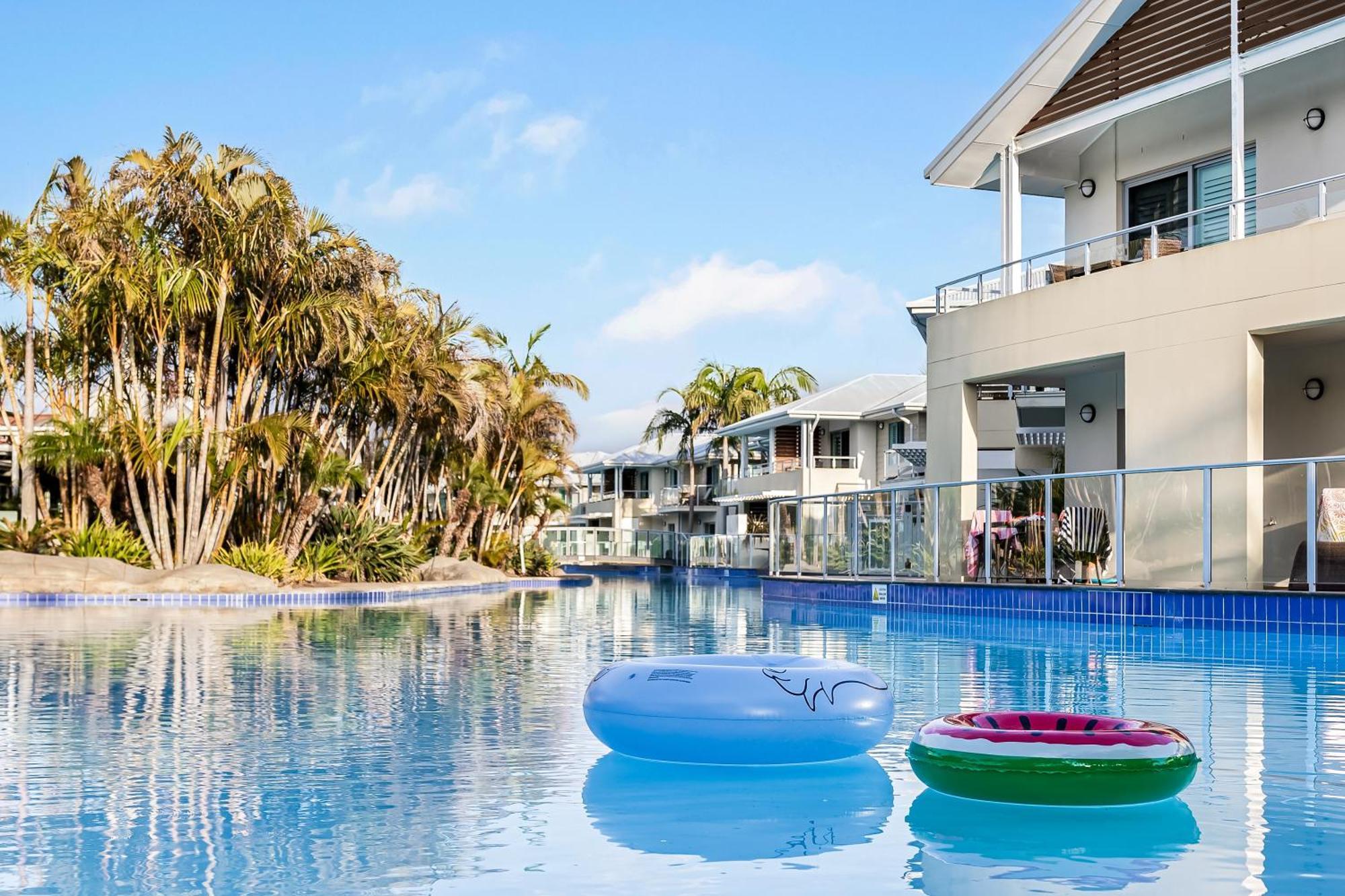 Oaks Port Stephens Pacific Blue Resort サラマンダー・ベイ エクステリア 写真